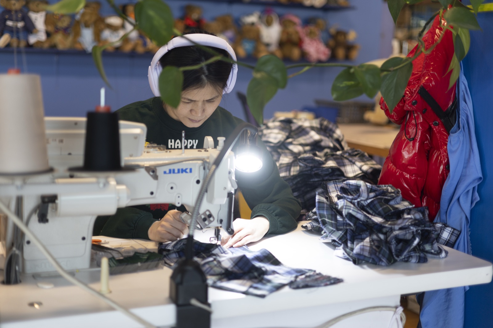 How Plush Toys Are Made in China: An Importer’s Guide to Fabric, Filling and Safety