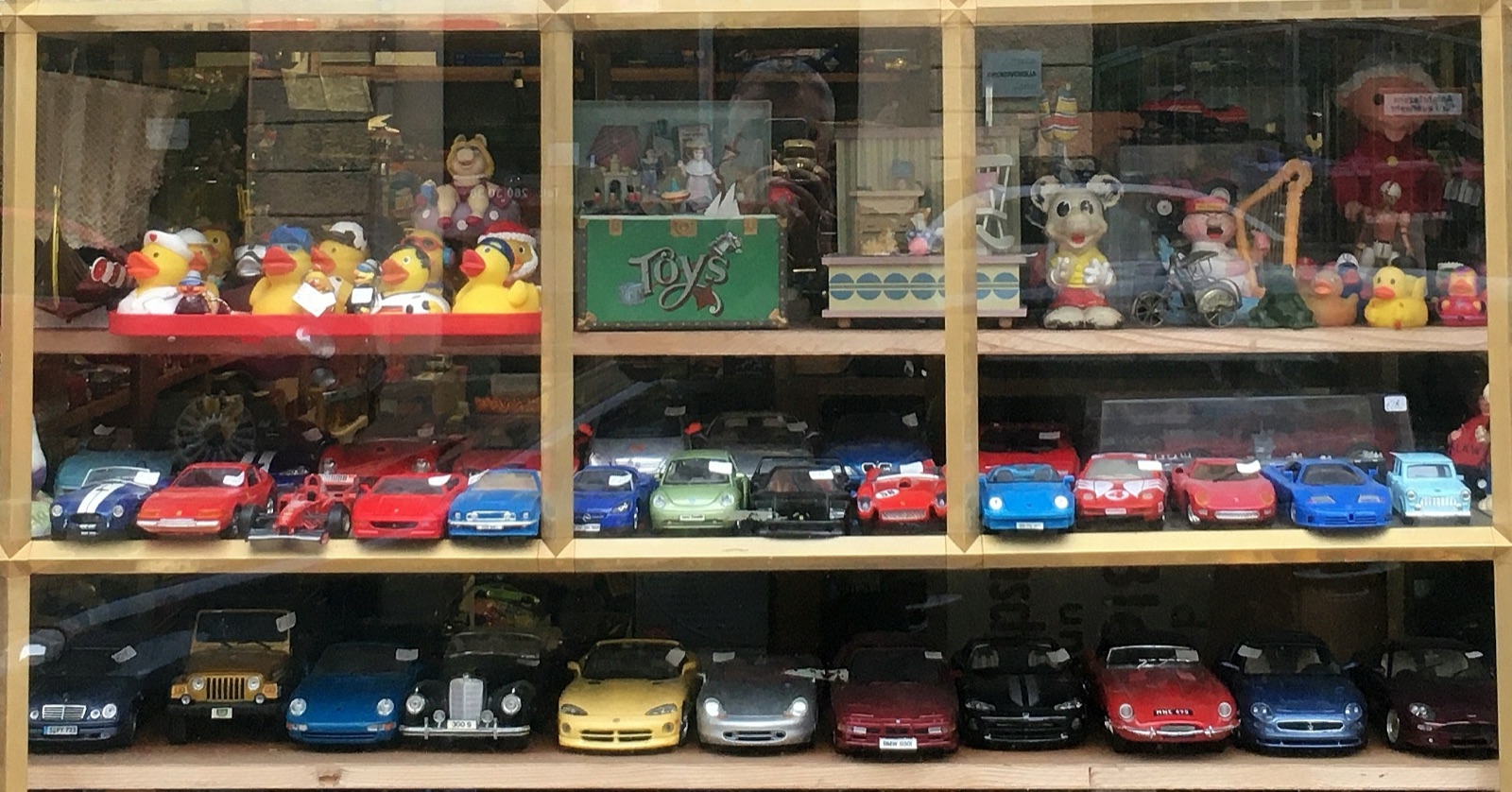 How to Launch Your Own Private Label Toy Brand From China: The Complete Guide