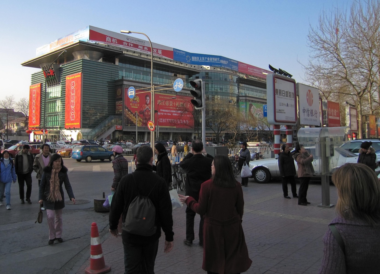 Yiwu Market vs Chenghai Toy Factories: Which One Should You Buy From?