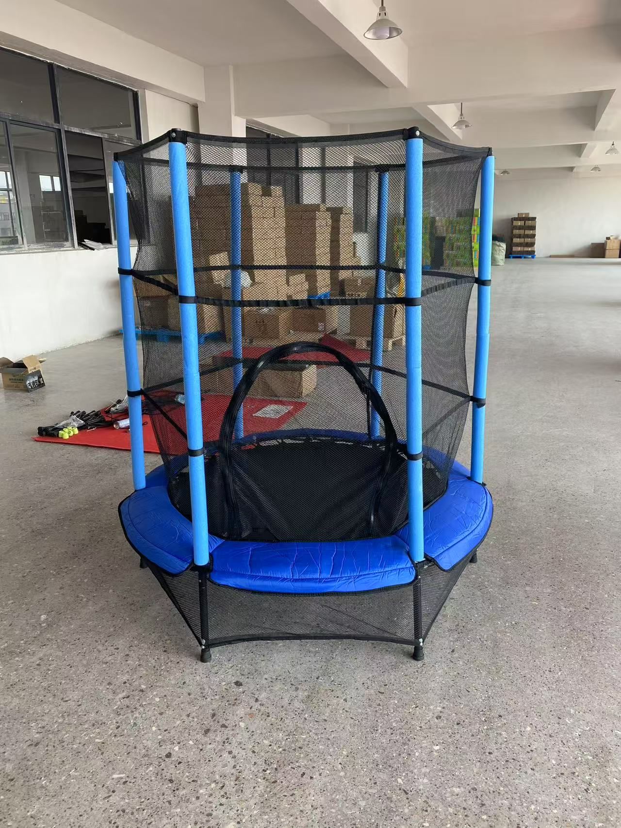 55 Inch Round Kids Fitness Trampoline with Safety Net