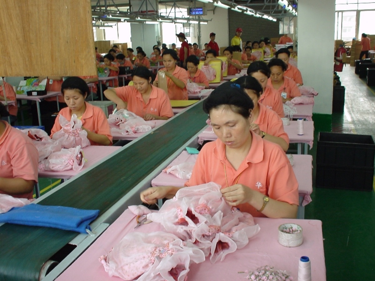 Factory Sourcing & Contracting